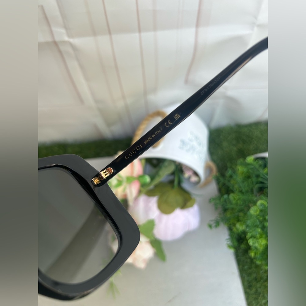 Gucci GG1314S  Sunglasses, Black/Grey Shaded,
55/19/140, Black/Grey/Gold Logo - Picture 15 of 16